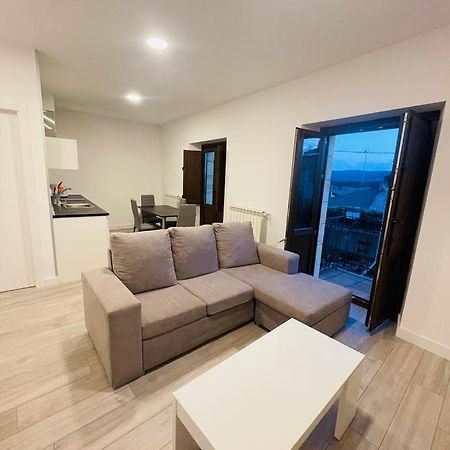 Apartamentos Rurales La Plaza 2 Duruelo de la Sierra Esterno foto