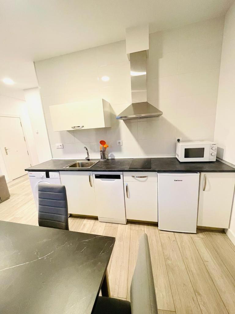 Apartamentos Rurales La Plaza 2 Duruelo de la Sierra Esterno foto