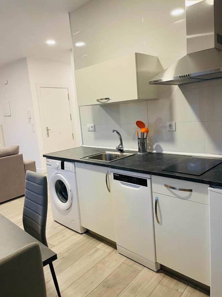 Apartamentos Rurales La Plaza 2 Duruelo de la Sierra Esterno foto
